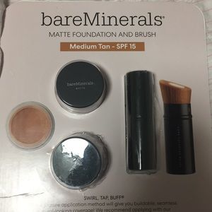 bareMinerals Makeup - Bare Minerals Matte Foundation/ Brush Medium Tan bareMinerals Makeup - Bare Minerals Matte Foundation/ Brush Medium Tan